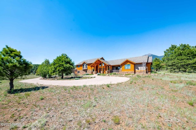 9178 N Snowbowl Ranch Rd, Flagstaff, AZ 86001 - view of front facade with stone siding