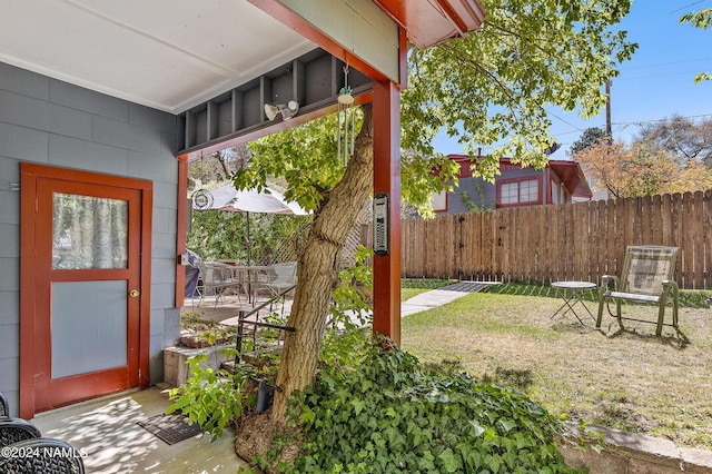 doorway with concrete floors