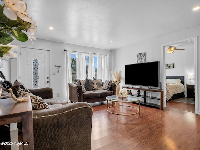2821 N Tindle Blvd, Flagstaff, AZ 86004 - living area featuring recessed lighting, a ceiling fan, and wood finished floors