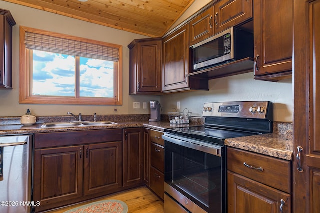 9090 E Providence Dr, Flagstaff, AZ 86004 - photo 44