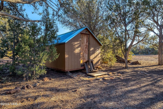 view of outdoor structure