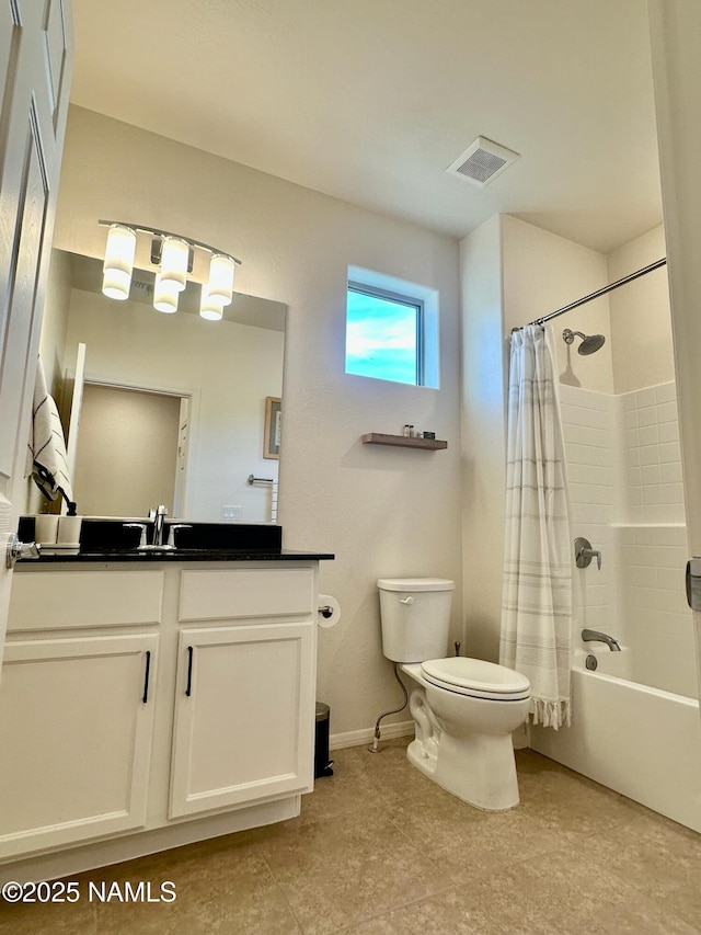 1650 E Ponderosa Pkwy Unit 312, Flagstaff, AZ 86001 - full bath with vanity, toilet, shower / bath combo, and visible vents