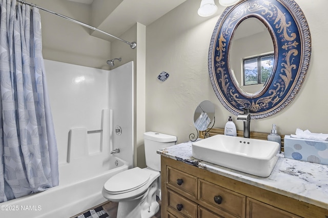 2929 Kletha Trl, Flagstaff, AZ 86005 - full bathroom with shower / tub combo, toilet, and vanity