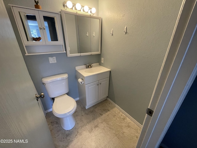 1200 S Riordan Ranch St Unit 44, Flagstaff, AZ 86001 - half bath featuring vanity and toilet