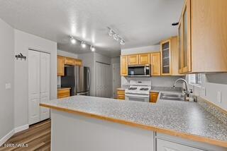 1891 W Camelot Dr, Flagstaff, AZ 86001 - photo 8