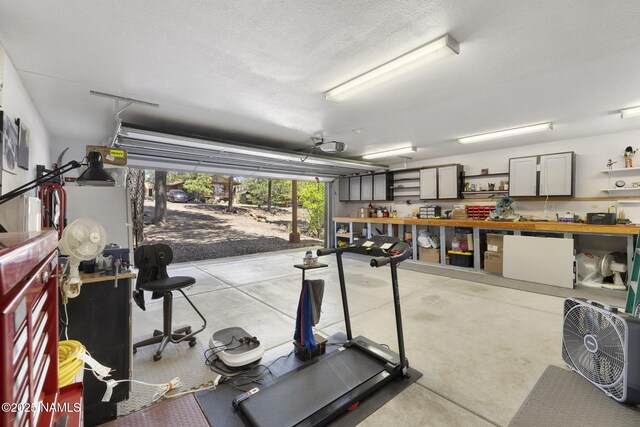655 E Trout Creek Rd, Munds Park, AZ 86017 - garage with a workshop area