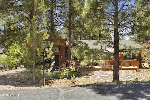 655 E Trout Creek Rd, Munds Park, AZ 86017 - view of front of property with a wooden deck