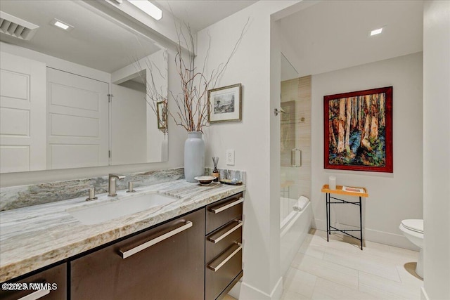 full bathroom with vanity, shower / bathtub combination, toilet, baseboards, and visible vents