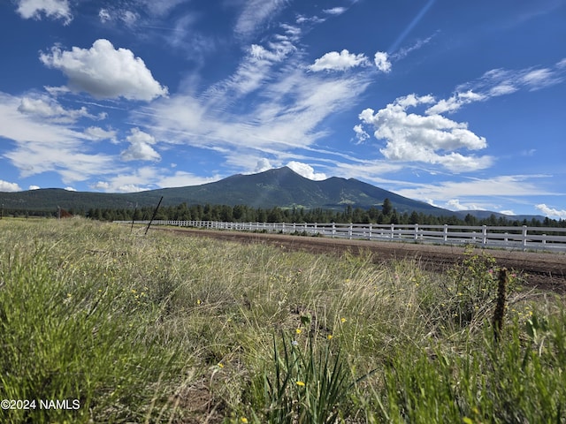 Listing photo 3 for 7199 N Snow Bowl Rd, Flagstaff AZ 86001