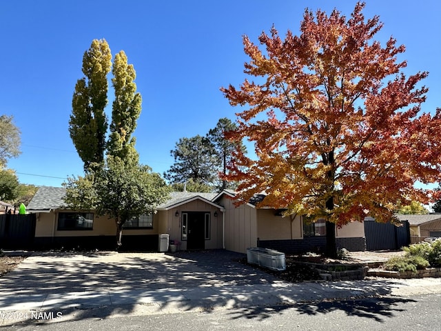 view of front of home