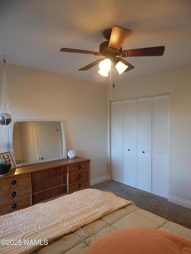 1000 N Beaver St Unit 116, Flagstaff, AZ 86001 - carpeted bedroom featuring baseboards, ceiling fan, and a closet