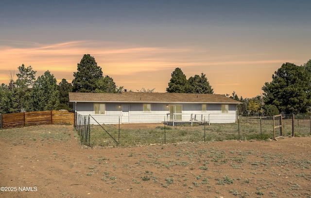 7815 Prairie Dog Ln, Flagstaff, AZ 86004 - view of front of house