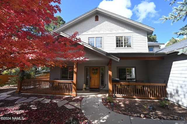 view of front of home featuring a porch