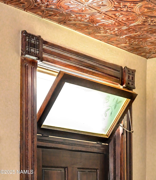 8134 Mclaws Ave, Joseph City, AZ 86032 - detailed view of an ornate ceiling