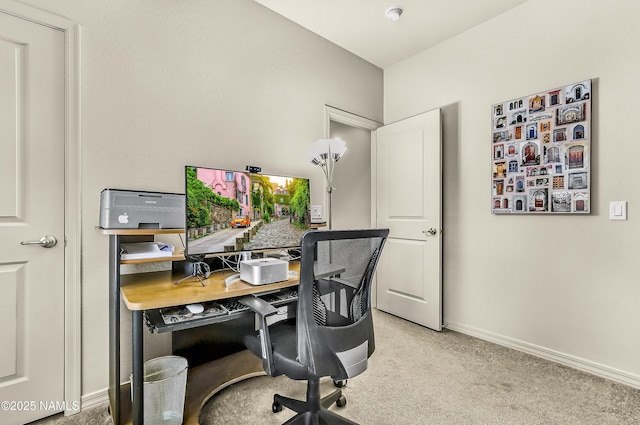 1060 N Pine Cliff Dr, Flagstaff, AZ 86001 - carpeted office with baseboards