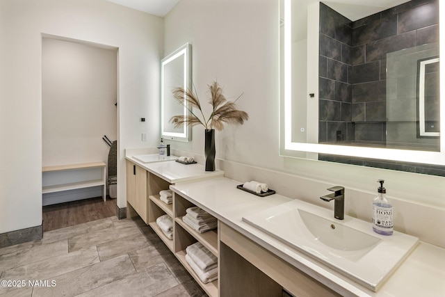 10299 E White Feather Ln, Scottsdale, AZ 85262 - bathroom featuring vanity