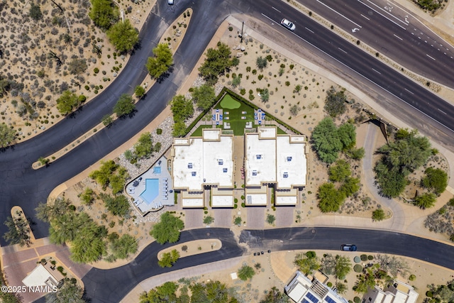10299 E White Feather Ln, Scottsdale, AZ 85262 - aerial view of property and surrounding area featuring a pool