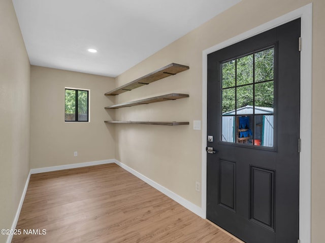 4375 Canyon Loop, Flagstaff, AZ 86005 - foyer entrance featuring light wood-style flooring and recessed lighting