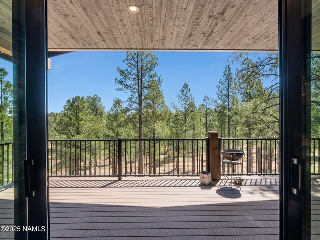2566 S Cottonrose Ln, Flagstaff, AZ 86005 - view of wooden terrace
