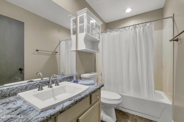 2800 N Saddleback Way Unit 2, Flagstaff, AZ 86004 - bathroom with shower / tub combo, vanity, and toilet