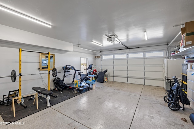 7507 Deville Ln, Flagstaff, AZ 86004 - garage featuring a garage door opener