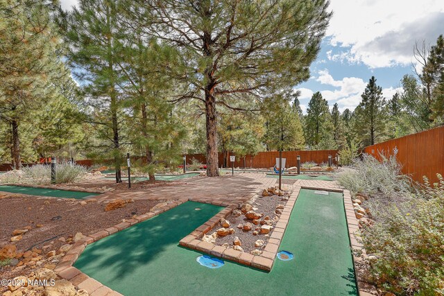 2303 N Plateau Dr, Flagstaff, AZ 86004 - surrounding community featuring an area to practice putting