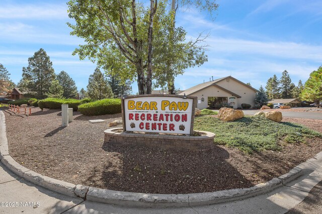 2303 N Plateau Dr, Flagstaff, AZ 86004 - view of community / neighborhood sign