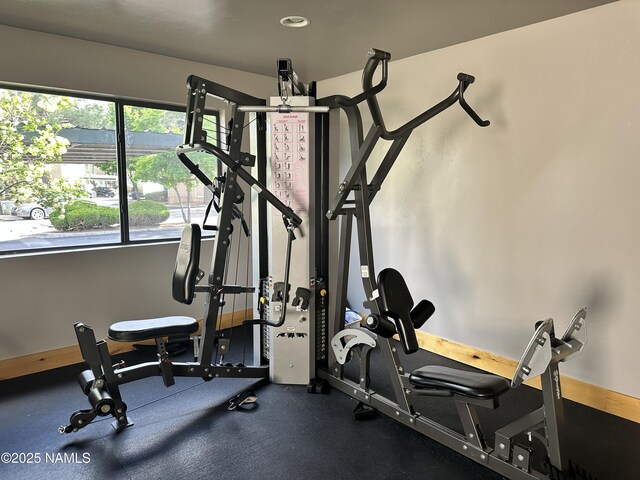 3200 S Litzler Dr Unit 3-212, Flagstaff, AZ 86005 - workout area featuring baseboards