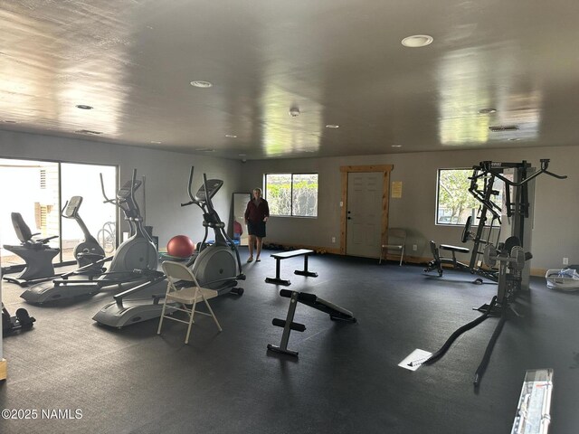3200 S Litzler Dr Unit 3-212, Flagstaff, AZ 86005 - workout area featuring plenty of natural light, recessed lighting, and baseboards