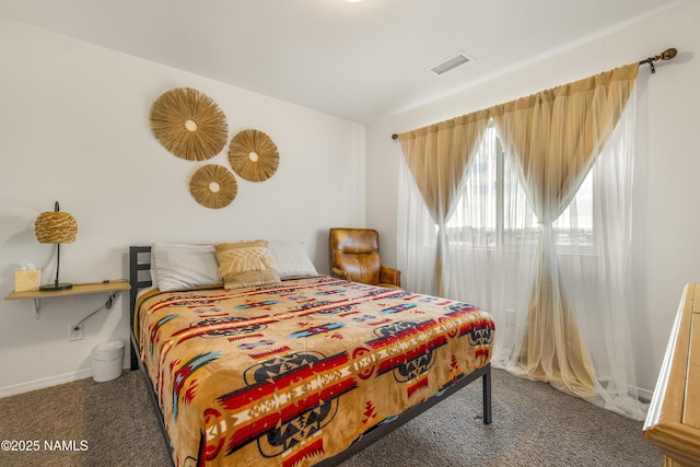 bedroom featuring carpet floors