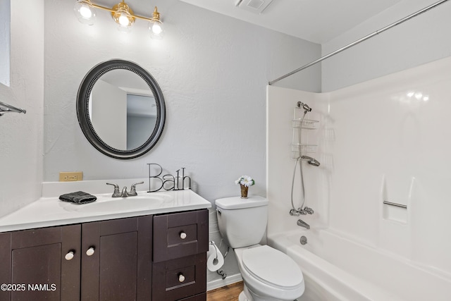 840 E Caribou Rd, Munds Park, AZ 86017 - bathroom with toilet, vanity, and shower / bath combination