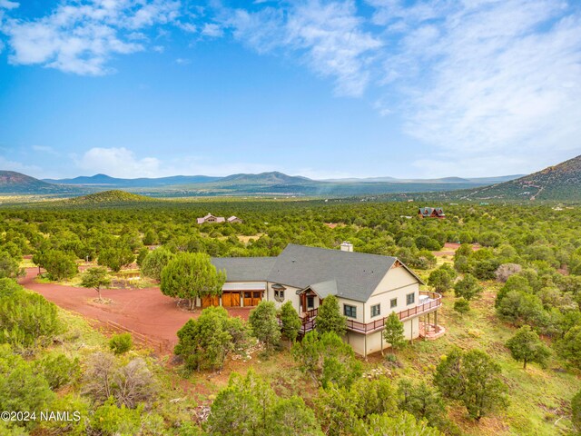 bird's eye view featuring a mountain view