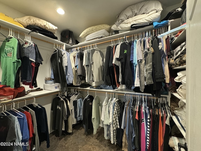 5197 Wade Ln, Flagstaff, AZ 86004 - walk in closet featuring carpet flooring