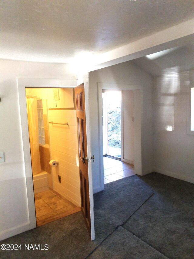 1600 S River Valley Rd, Flagstaff, AZ 86004 - interior space with carpet