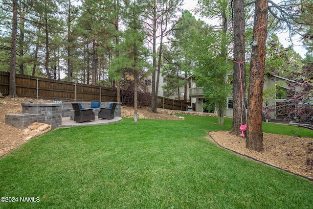 view of yard with a patio area