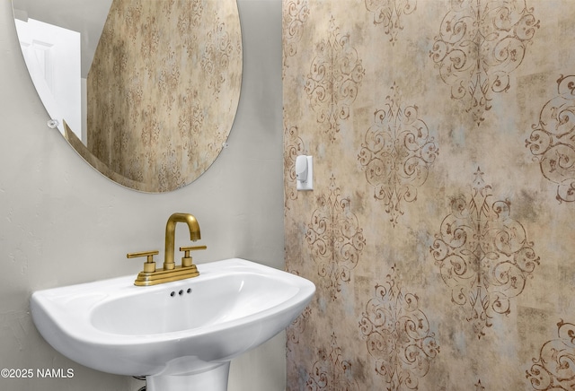 12296 Curtis Ct, Bellemont, AZ 86015 - bathroom with a sink
