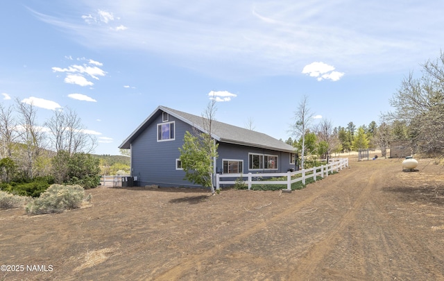 8841 E Rolling Thunder Dr, Flagstaff, AZ 86004 - view of side of home with fence