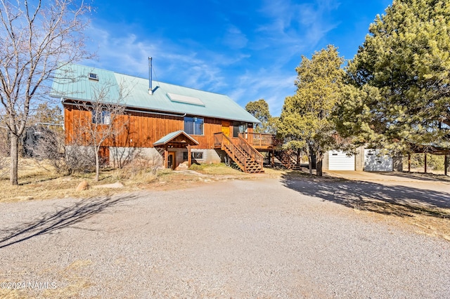 view of front of property