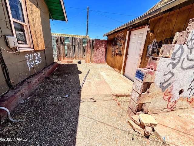 216 W 3rd St, Winslow, AZ 86047 - view of yard