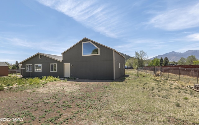 9835 Pioneer Valley Rd, Flagstaff, AZ 86004 - back of house featuring a mountain view