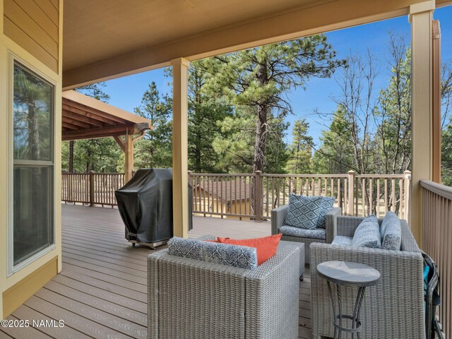 284 E Foothill Trl, Williams, AZ 86046 - wooden terrace featuring area for grilling