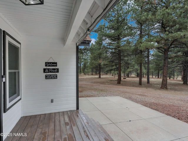 389 N Laramy Ln, Parks, AZ 86018 - wooden terrace featuring a patio