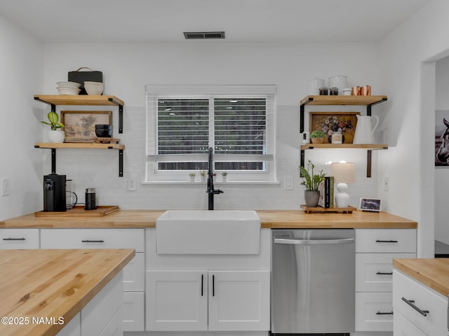 389 N Laramy Ln, Parks, AZ 86018 - bar area with stainless steel dishwasher, a sink, and decorative backsplash
