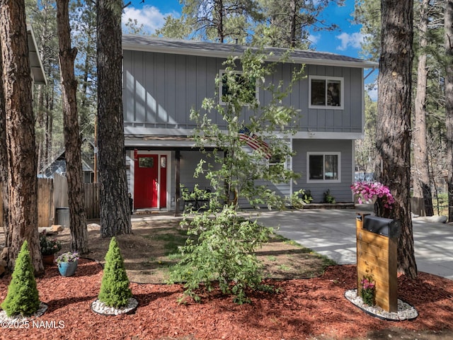 867 Onieda, Flagstaff, AZ 86005 - view of front facade featuring board and batten siding