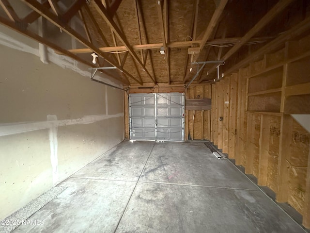 1807 N Main St, Flagstaff, AZ 86004 - view of garage