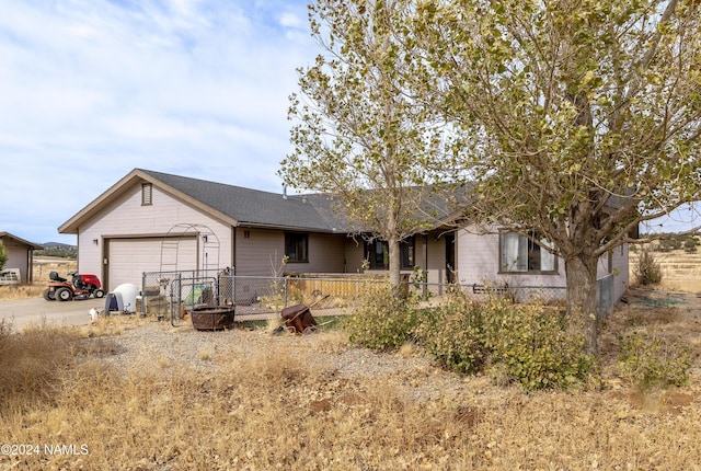 view of front of house featuring a garage