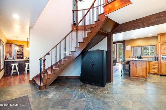 8445 Caballo Way, Flagstaff, AZ 86004 - photo 5