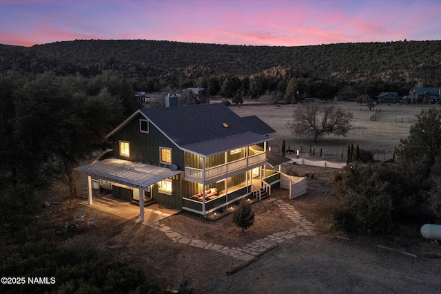 view of aerial view at dusk