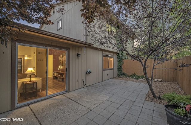 2550 E Cassidy Ln, Flagstaff, AZ 86004 - fenced backyard with a patio