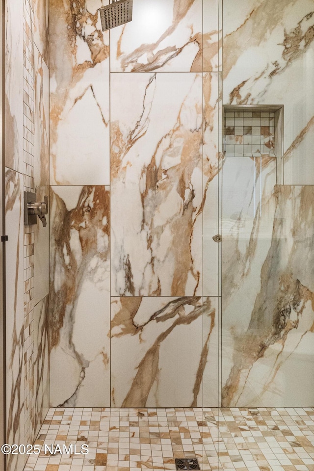 1451 N Mariposa Rd, Flagstaff, AZ 86004 - detailed view of a marble finish shower